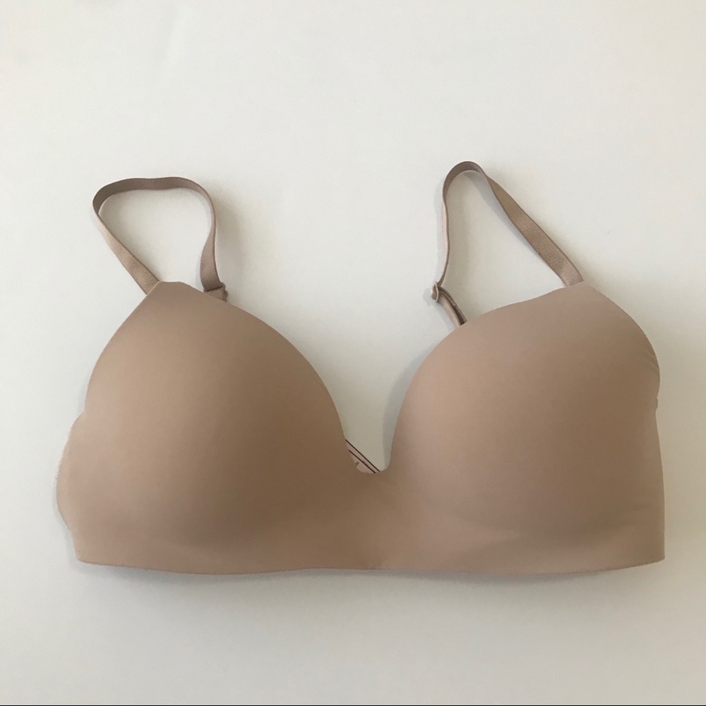 Victoria Secret 34D tan t-shirt bra no wire